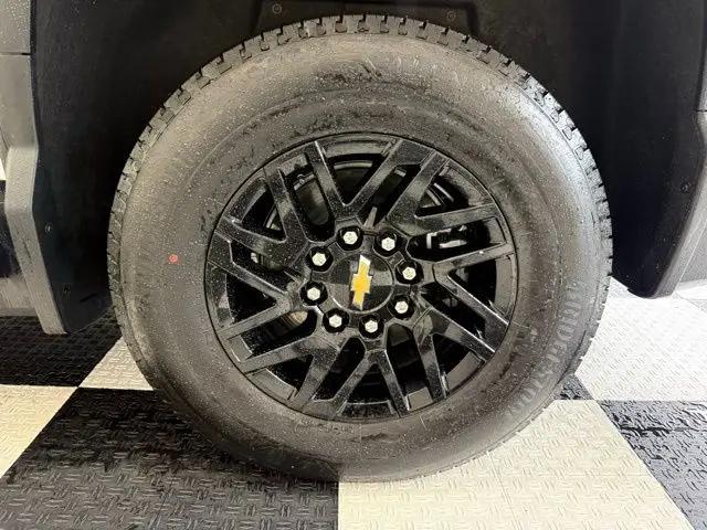 2025 Chevrolet Silverado EV LT