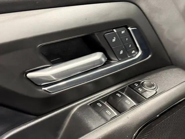 2025 Chevrolet Silverado EV LT