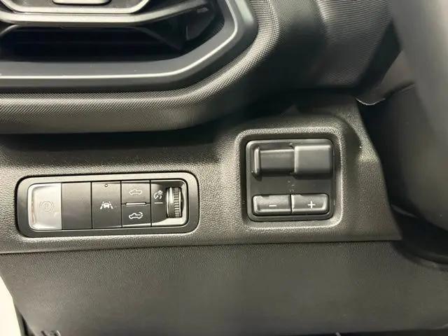2025 Chevrolet Silverado EV LT