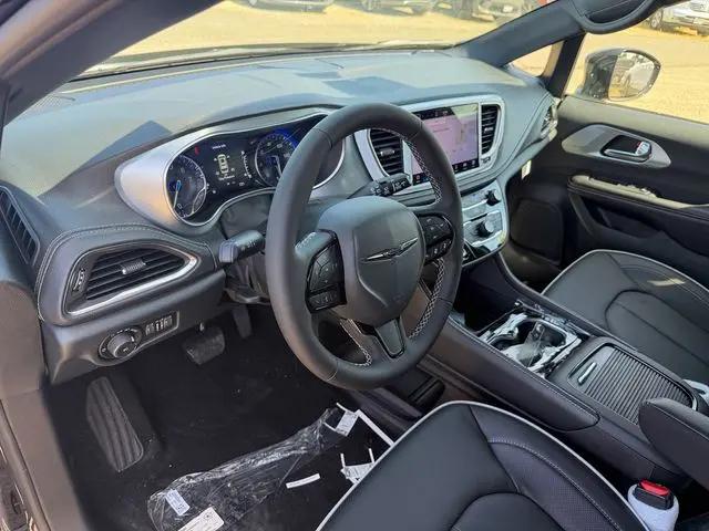 2026 Chrysler Pacifica Limited AWD