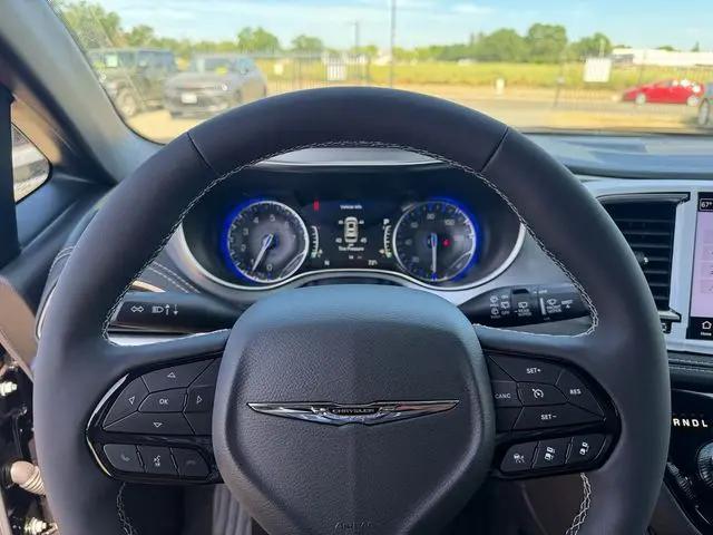 2026 Chrysler Pacifica Limited AWD