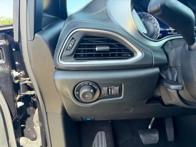 2026 Chrysler Pacifica Limited AWD