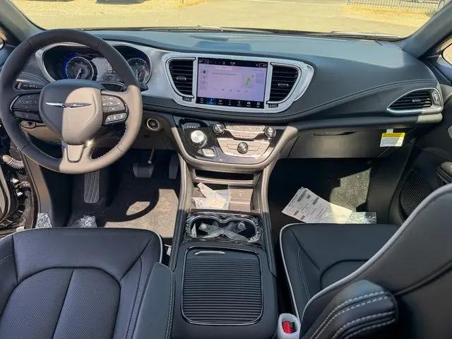 2026 Chrysler Pacifica Limited AWD