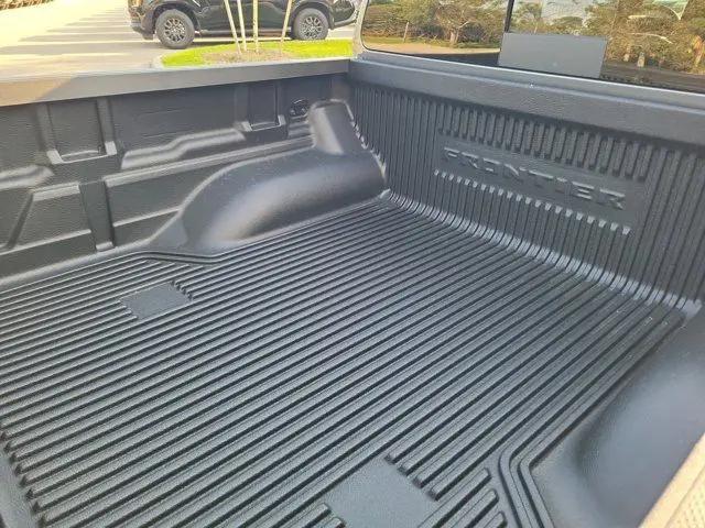 2026 Nissan Frontier Crew Cab SV 4x2