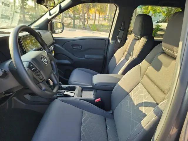 2026 Nissan Frontier Crew Cab SV 4x2