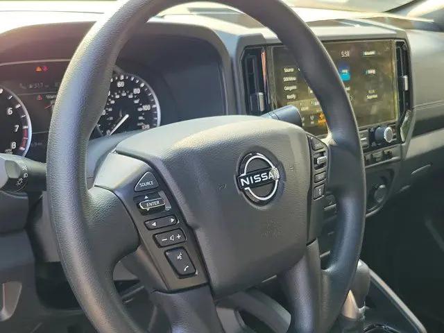 2026 Nissan Frontier Crew Cab SV 4x2