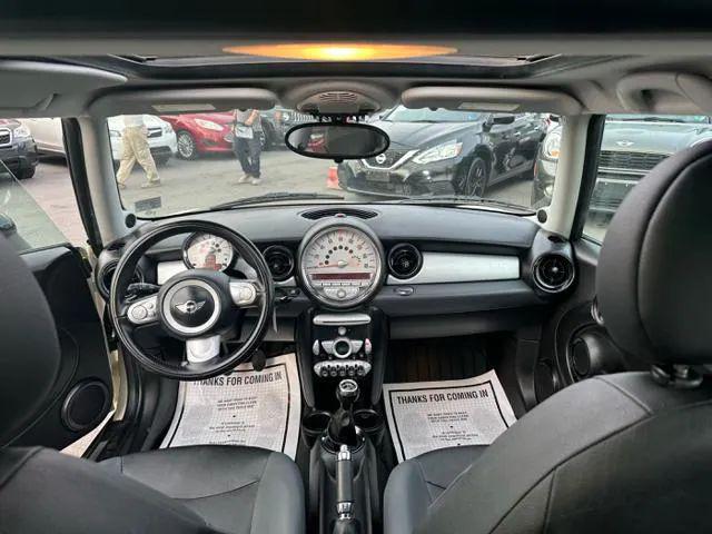2009 MINI Cooper Cooper