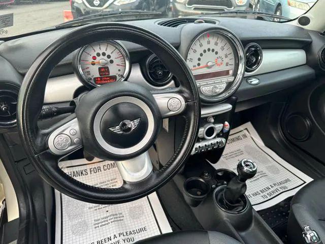 2009 MINI Cooper Cooper