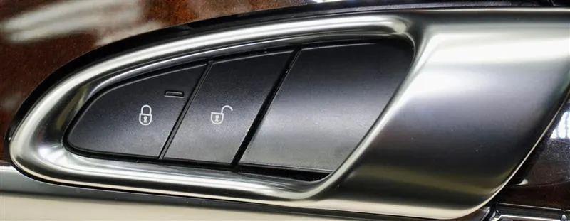 2014 Porsche Panamera GTS