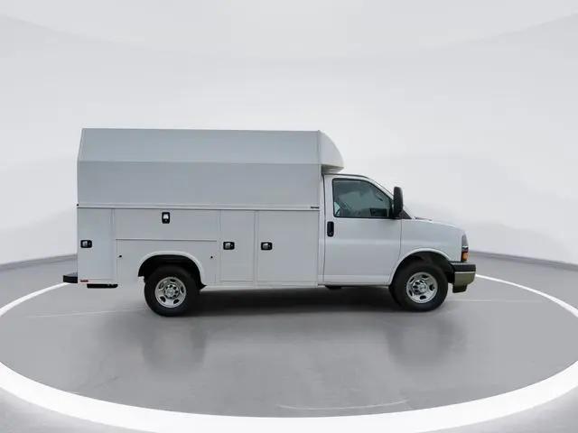 2026 Chevrolet Express Cutaway Work Van
