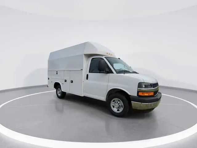 2026 Chevrolet Express Cutaway Work Van