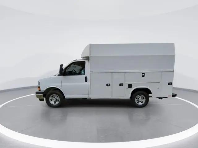 2026 Chevrolet Express Cutaway Work Van