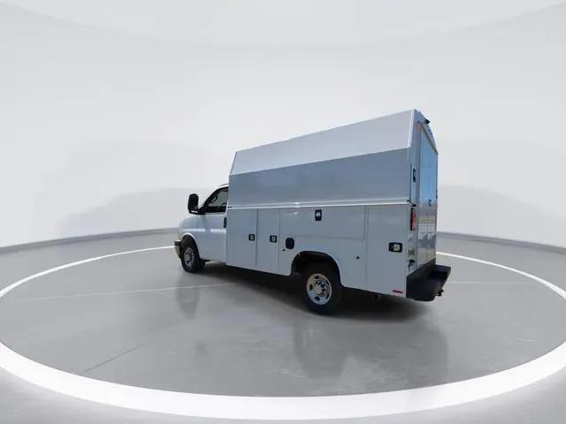 2026 Chevrolet Express Cutaway Work Van