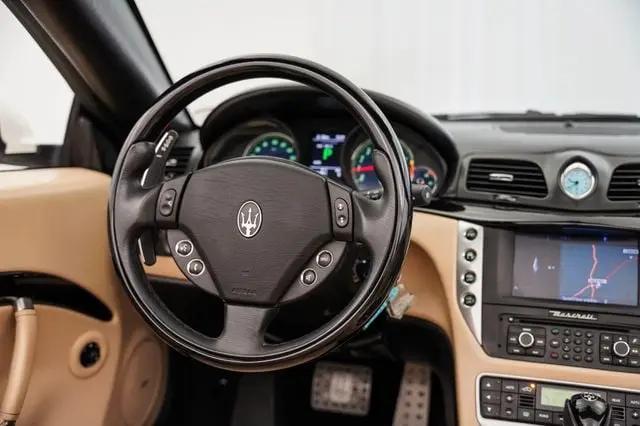 2011 Maserati GranTurismo Standard