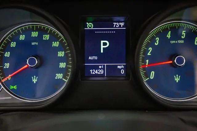 2011 Maserati GranTurismo Standard