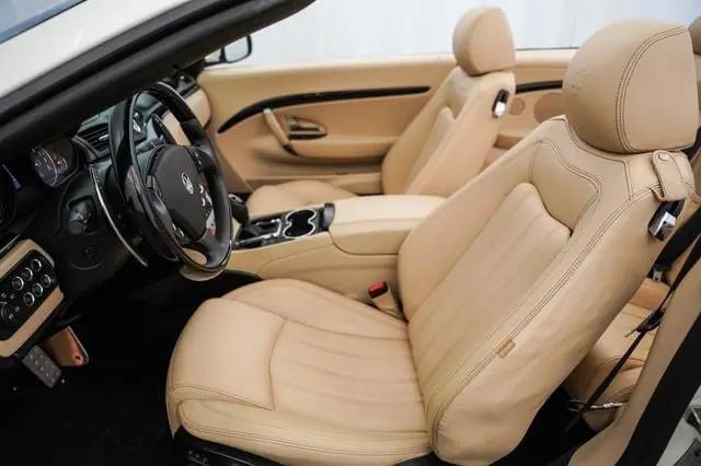 2011 Maserati GranTurismo Standard