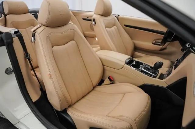 2011 Maserati GranTurismo Standard