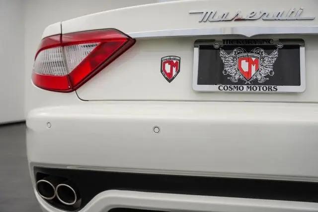 2011 Maserati GranTurismo Standard
