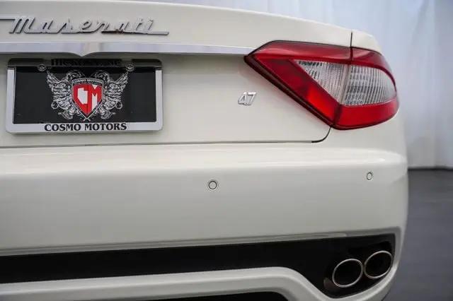 2011 Maserati GranTurismo Standard