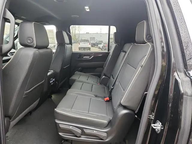 2026 GMC Yukon XL 4WD Elevation