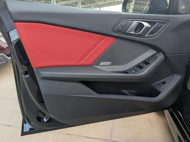 2025 BMW Coupe xDrive