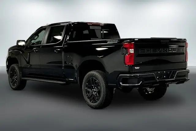 2026 Chevrolet Silverado 1500 4WD Crew Cab Standard Bed LT Trail Boss