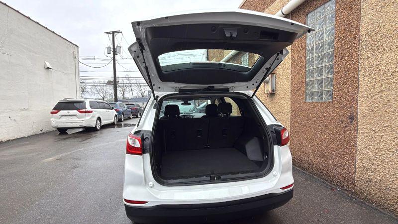 2020 Chevrolet Equinox FWD LS