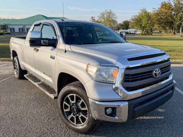 2014 Toyota Tundra SR5 5.7L V8