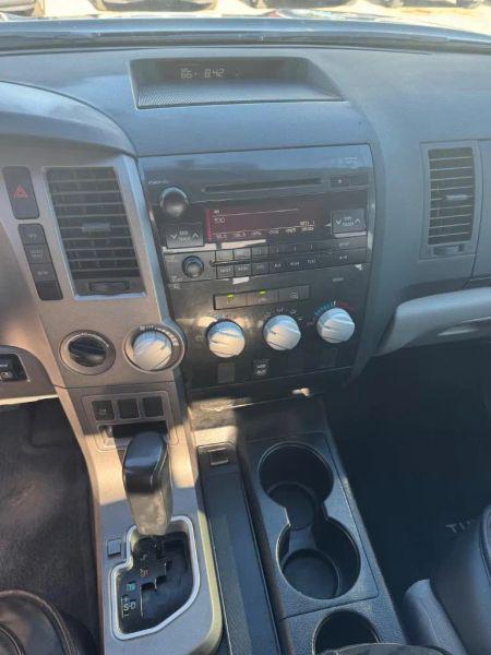 2012 Toyota Tundra Grade 5.7L V8