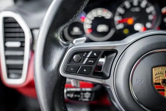 2023 Porsche Cayenne Platinum Edition