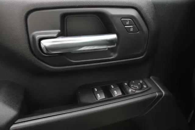 2026 GMC Sierra 2500HD Double Cab, Standard Bed, Pro, RWD