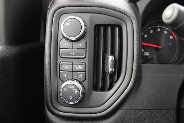 2026 GMC Sierra 2500HD Double Cab, Standard Bed, Pro, RWD