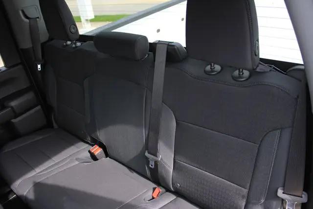 2026 GMC Sierra 2500HD Double Cab, Standard Bed, Pro, RWD