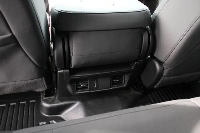 2026 GMC Sierra 2500HD Double Cab, Standard Bed, Pro, RWD