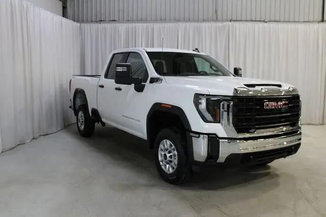 2026 GMC Sierra 2500HD Double Cab, Standard Bed, Pro, RWD