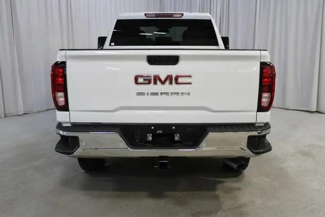 2026 GMC Sierra 2500HD Double Cab, Standard Bed, Pro, RWD