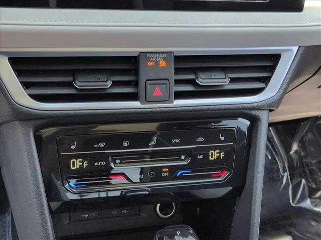 2026 Volkswagen Taos SE