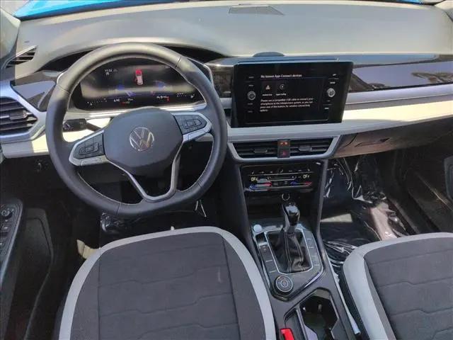2026 Volkswagen Taos SE