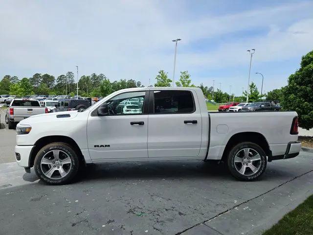 2026 Ram 1500 Express Crew Cab 4x2 5'7" Box