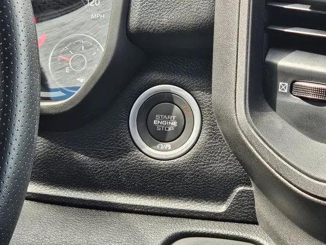 2026 Ram 1500 Express Crew Cab 4x2 5'7" Box