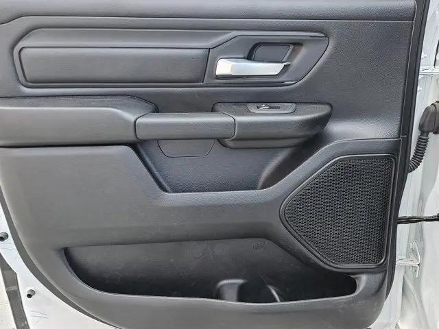 2026 Ram 1500 Express Crew Cab 4x2 5'7" Box