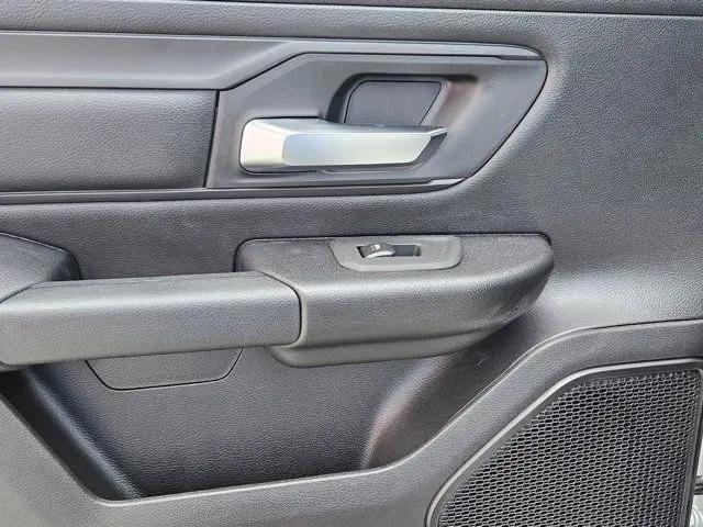 2026 Ram 1500 Express Crew Cab 4x2 5'7" Box