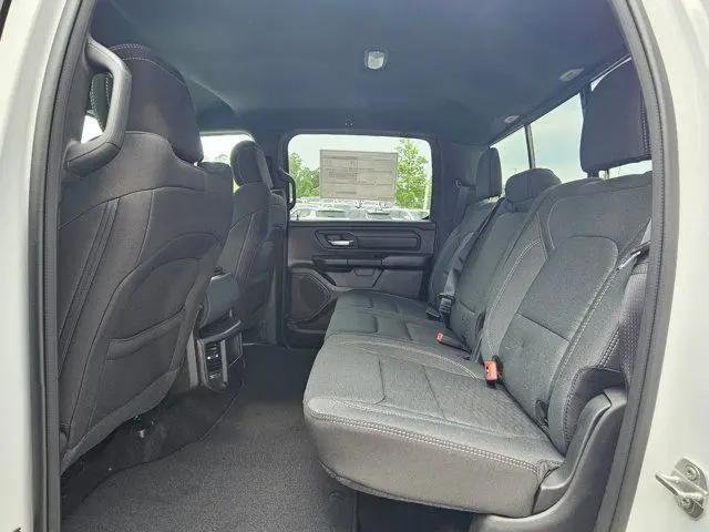 2026 Ram 1500 Express Crew Cab 4x2 5'7" Box