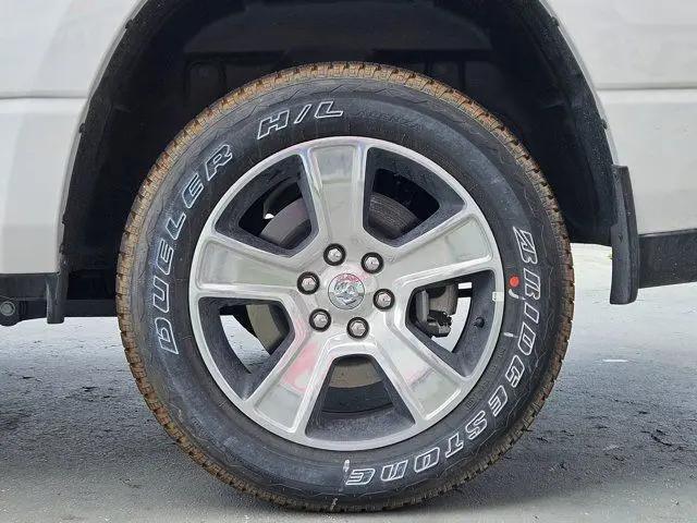 2026 Ram 1500 Express Crew Cab 4x2 5'7" Box