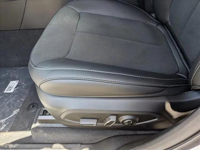 2026 Jeep Grand Cherokee L Altitude 4x4