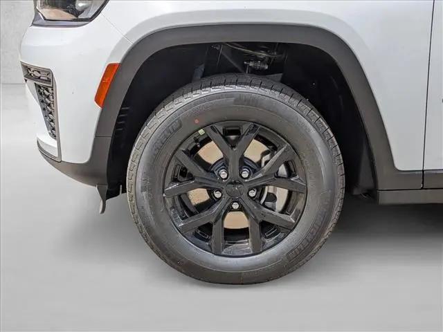 2026 Jeep Grand Cherokee L Altitude 4x4