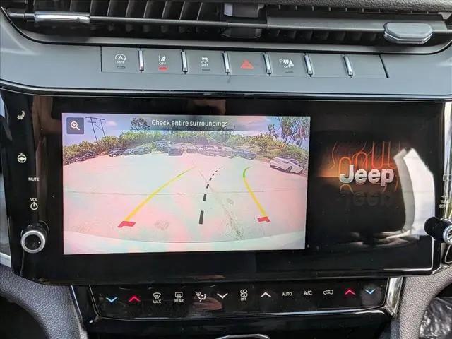 2026 Jeep Grand Cherokee L Altitude 4x4
