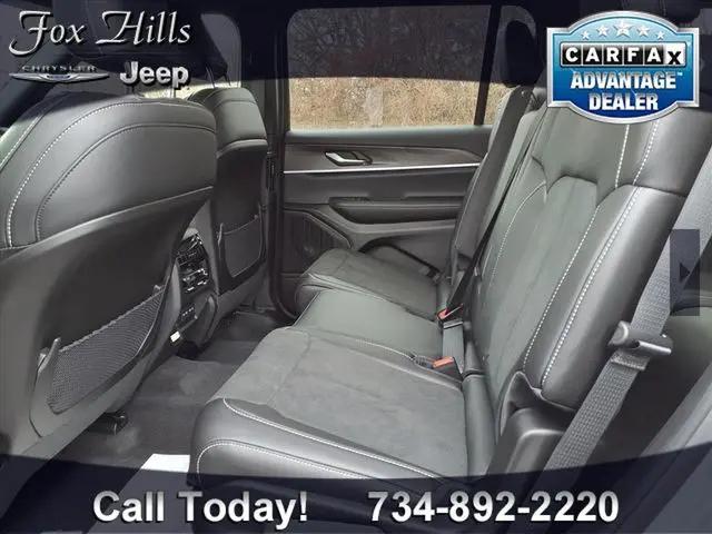 2026 Jeep Grand Cherokee L Altitude 4x4