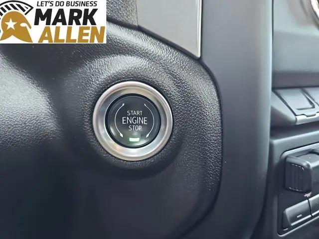 2025 GMC Sierra 3500HD 4WD Crew Cab Long Bed Pro