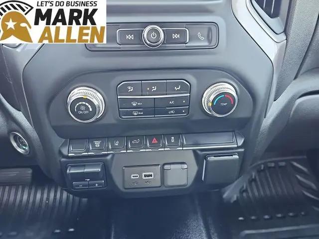 2025 GMC Sierra 3500HD 4WD Crew Cab Long Bed Pro